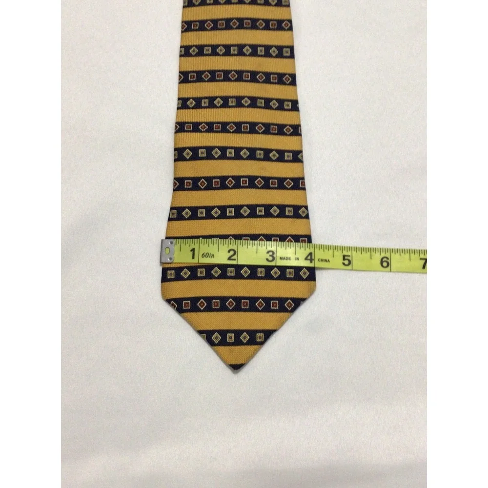 Tommy Hilfiger Mens Silk Tie Navy Blue Gold Geometric Diamond Striped 4 Inch